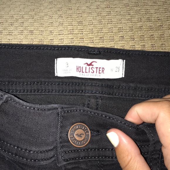 Mini shorts - Picture 2 of 3